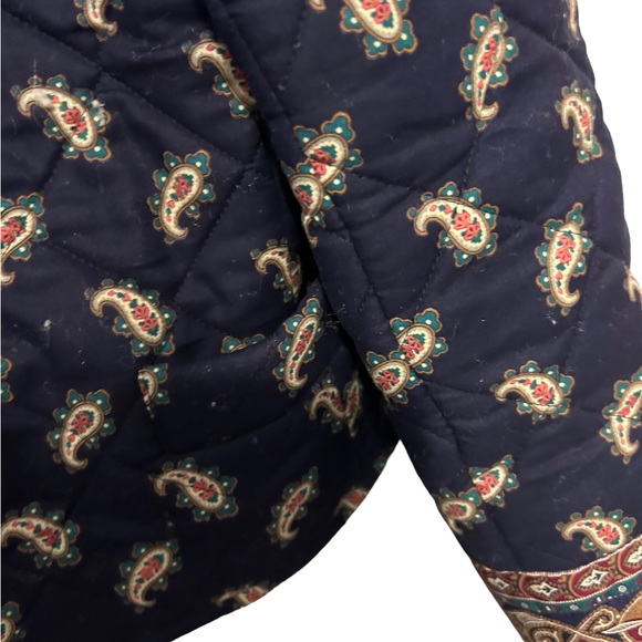Vera Bradley Navy Blue Paisley Print
Quilted Jacket size medium - Picture 3 of 9